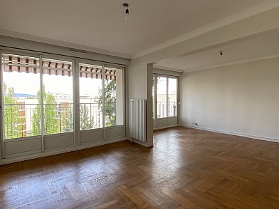 APPARTEMENT T5 A LOUER - STE FOY LES LYON - 121,54 m2 - 1680 € charges comprises par mois