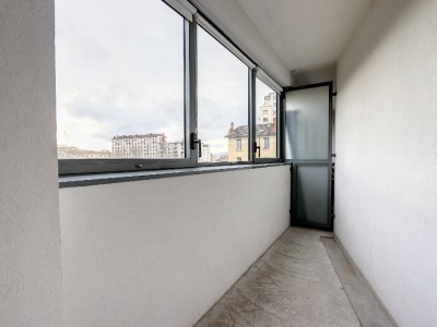 Appartement 2 pices - 42 m - 69007 Lyon A VENDRE - LYON 7EME ARRONDISSEMENT - 42 m2 - 205000 €