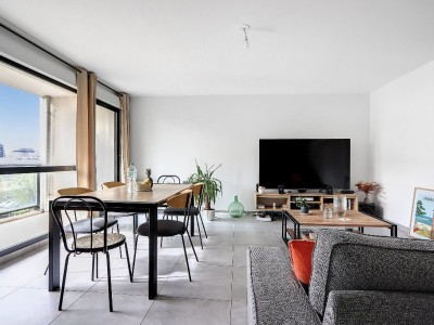 Appartement 3 pices avec terrasse - 2 chambres A VENDRE - LYON 7EME ARRONDISSEMENT - 73 m2 - 345000 €