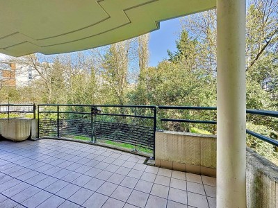 Appartement de type 4 A VENDRE - TASSIN LA DEMI LUNE - 90.12 m2 - 385000€