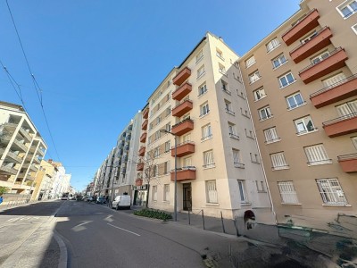 APPARTEMENT T3 A VENDRE - VILLEURBANNE - 71 m2 - 189000€