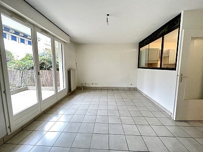 APPARTEMENT T2 A LOUER - LYON 3EME ARRONDISSEMENT - 47.44 m2 - 953€ charges comprises par mois