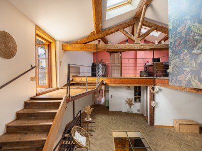 Maison de ville 6 pices avec terrasse -4 chambres A VENDRE - FONTAINES ST MARTIN - 219 m2 - 649000€