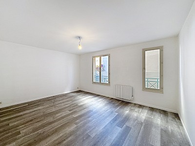 APPARTEMENT T2 A LOUER - ST GENIS LAVAL - 53.65 m2 - 788€ charges comprises par mois