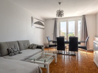 APPARTEMENT T4 A VENDRE - PIERRE BENITE - 83.65 m2 - 165000€
