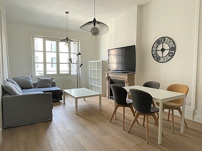 APPARTEMENT T2 A LOUER - LYON 7EME ARRONDISSEMENT - 1�098�&euro; charges comprises par mois