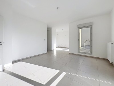 APPARTEMENT T3 A VENDRE - RILLIEUX LA PAPE - 61 m2 - 282�000�&euro;