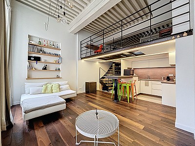 APPARTEMENT T1 A LOUER - LYON 1ER ARRONDISSEMENT - 49.01 m2 - 1 270 &euro; charges comprises par mois