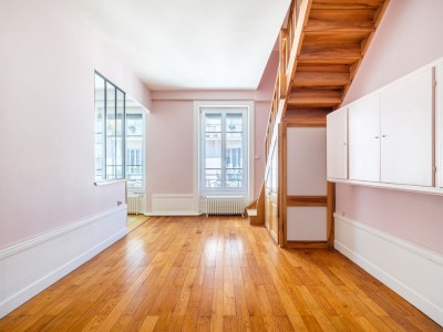 Duplex de 5 pièces  - 2 chambres et 2 bureaux A VENDRE - LYON 6EME ARRONDISSEMENT - 97 m2 - 495 000 &euro;