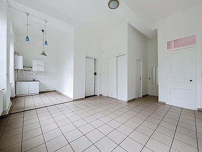 APPARTEMENT T3 A LOUER - LYON 4EME ARRONDISSEMENT - 60.04 m2 - 925 &euro; charges comprises par mois