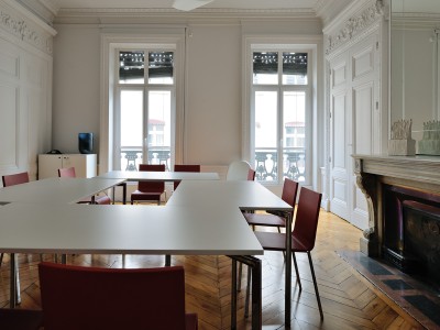 BUREAU A LOUER - LYON 1ER ARRONDISSEMENT - 155 m2 - 3966 € HC par mois
