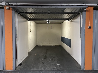 GARAGE A LOUER - LYON 6EME ARRONDISSEMENT - 13 m2 - 180€ charges comprises par mois