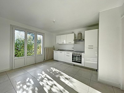 MAISON A LOUER - ECULLY - 90.49 m2 - 1�800�&euro; charges comprises par mois