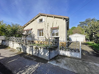 MAISON A LOUER - ECULLY - 90.49 m2 - 1�800�&euro; charges comprises par mois