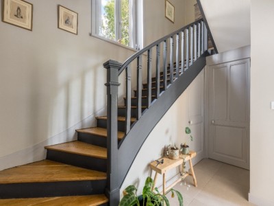 MAISON A VENDRE - CHARBONNIERES LES BAINS - 200 m2 - 1195000€