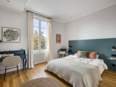 MAISON A VENDRE - CHARBONNIERES LES BAINS - 200 m2 - 1195000€