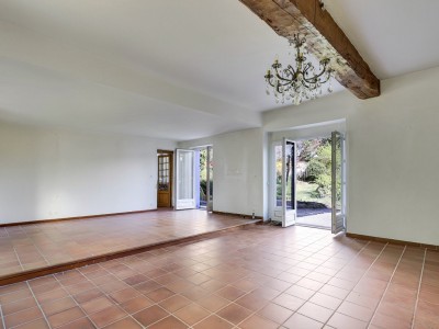 MAISON A VENDRE - FONTAINES ST MARTIN - 263 m2 - 845 000 €