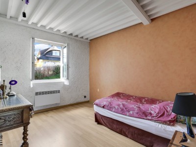 MAISON A VENDRE - FONTAINES ST MARTIN - 263 m2 - 845 000 €