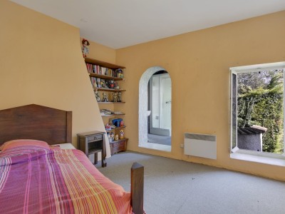 MAISON A VENDRE - FONTAINES ST MARTIN - 263 m2 - 845 000 €