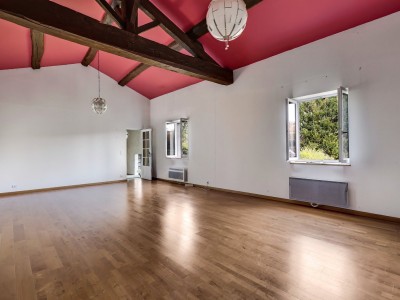 MAISON A VENDRE - FONTAINES ST MARTIN - 263 m2 - 845 000 €