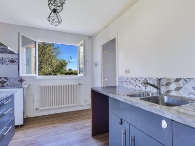 Maison 3 pièces avec garage A VENDRE - MEYZIEU - 65 m2 - 280 000 &euro;