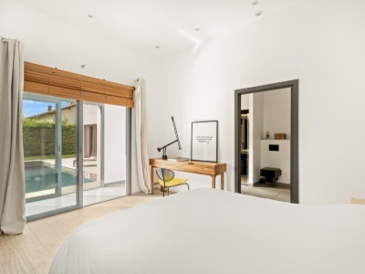 MAISON 4 CHAMBRES AVEC PISCINE A VENDRE - MONTANAY - 223 m2 - 1050000€