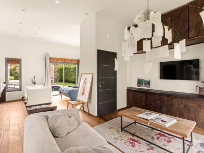 MAISON 4 CHAMBRES AVEC PISCINE A VENDRE - MONTANAY - 223 m2 - 1050000€
