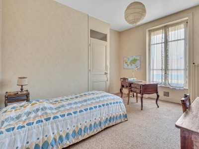 Maison 5 pièces - 3 chambres A VENDRE - OULLINS - 116 m2 - 530 000 &euro;