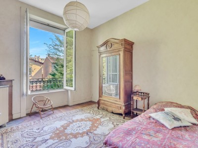 Maison 5 pièces - 3 chambres A VENDRE - OULLINS - 116 m2 - 530 000 &euro;