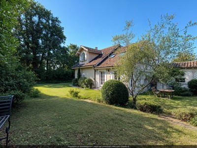 Maison de 6 pices A VENDRE - TASSIN LA DEMI LUNE - 180.2 m2 - 1040000€