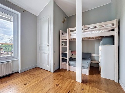 Maison de 6 pices A VENDRE - TASSIN LA DEMI LUNE - 180.2 m2 - 1040000€
