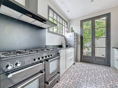 MAISON 6 PIECES A VENDRE - TASSIN LA DEMI LUNE - 180 m2 - 1040000€