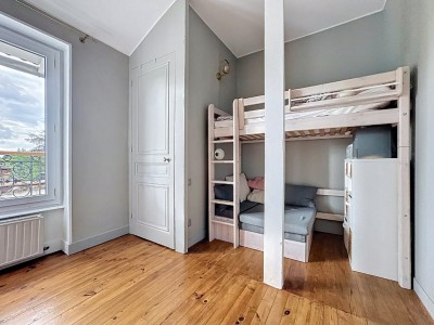 MAISON 6 PIECES A VENDRE - TASSIN LA DEMI LUNE - 180 m2 - 1040000€