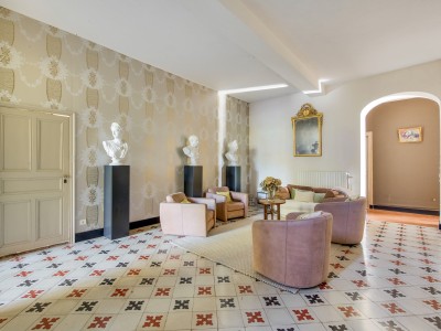 Maison Forte du XVIIe - 15 pièces - 9 chambres A VENDRE - AMBERIEU EN BUGEY - 544 m2 - 980 000 €