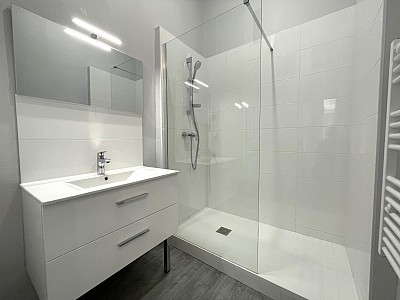 STUDIO A LOUER - LYON 2EME ARRONDISSEMENT - 43.12 m2 - 792€ charges comprises par mois