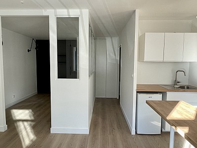 STUDIO A LOUER - LYON 3EME ARRONDISSEMENT - 36.05 m2 - 820 € charges comprises par mois