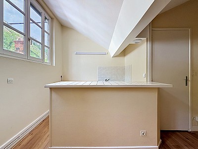 STUDIO A LOUER - LYON 5EME ARRONDISSEMENT - 23.57 m2 - 502 &euro; charges comprises par mois