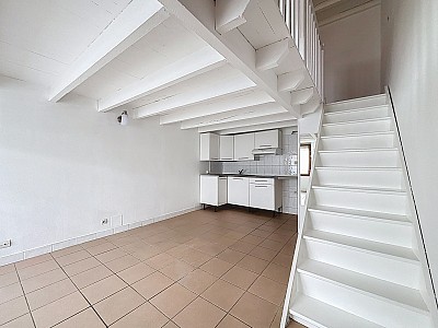 STUDIO A LOUER - LYON 6EME ARRONDISSEMENT - 618 &euro; charges comprises par mois