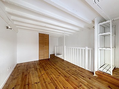 STUDIO A LOUER - LYON 6EME ARRONDISSEMENT - 618 &euro; charges comprises par mois