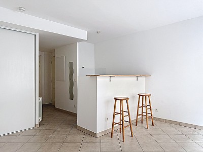 STUDIO A LOUER - LYON 7EME ARRONDISSEMENT - 27.38 m2 - 627�&euro; charges comprises par mois
