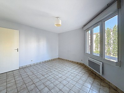 STUDIO A LOUER - LYON 8EME ARRONDISSEMENT - 22.62 m2 - 482€ charges comprises par mois