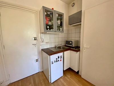 STUDIO - LYON 6EME ARRONDISSEMENT - 18.08 m2 - VENDU