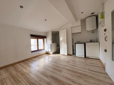 STUDIO A VENDRE - LYON 6EME ARRONDISSEMENT - 12.78 m2 - 75 000 €