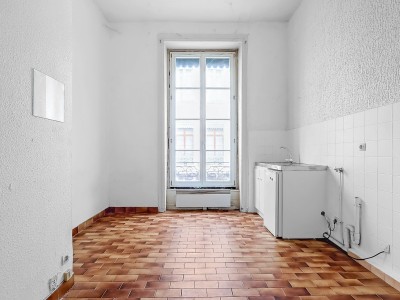 Studio avec cave - LYON 7EME ARRONDISSEMENT - 18.37 m2 - VENDU