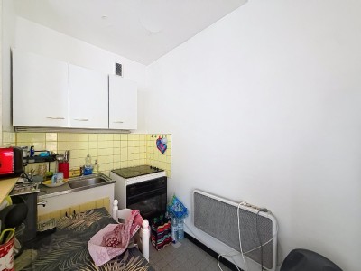 STUDIO A VENDRE - LYON 8EME ARRONDISSEMENT - 25 m2 - 113 000 €