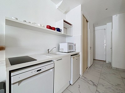 APPARTEMENT T1 A LOUER - LYON 2EME ARRONDISSEMENT - 42.68 m2 - 995 € charges comprises par mois