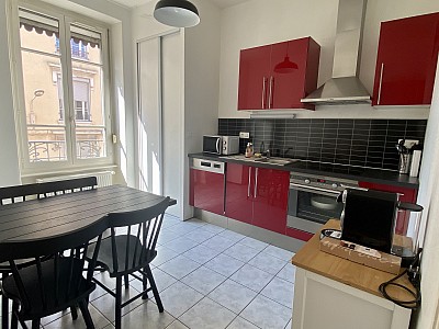APPARTEMENT T1 A LOUER - LYON 3EME ARRONDISSEMENT - 48.61 m2 - 989€ charges comprises par mois
