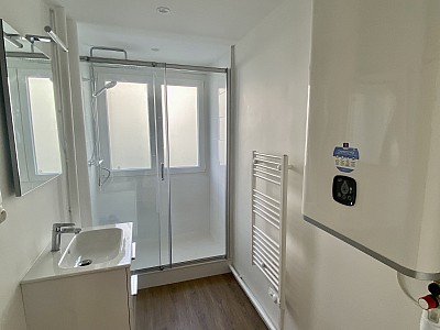 APPARTEMENT T1 A LOUER - LYON 4EME ARRONDISSEMENT - 42,36 m2 - 790 € charges comprises par mois