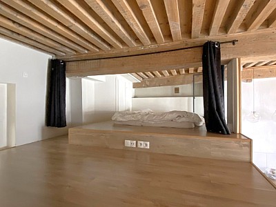 APPARTEMENT T1 A LOUER - LYON 4EME ARRONDISSEMENT - 42.74 m2 - 1 042 &euro; charges comprises par mois