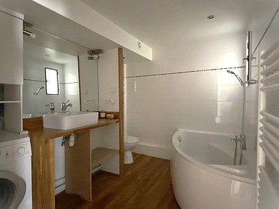 APPARTEMENT T1 A LOUER - LYON 4EME ARRONDISSEMENT - 42.74 m2 - 1 042 &euro; charges comprises par mois
